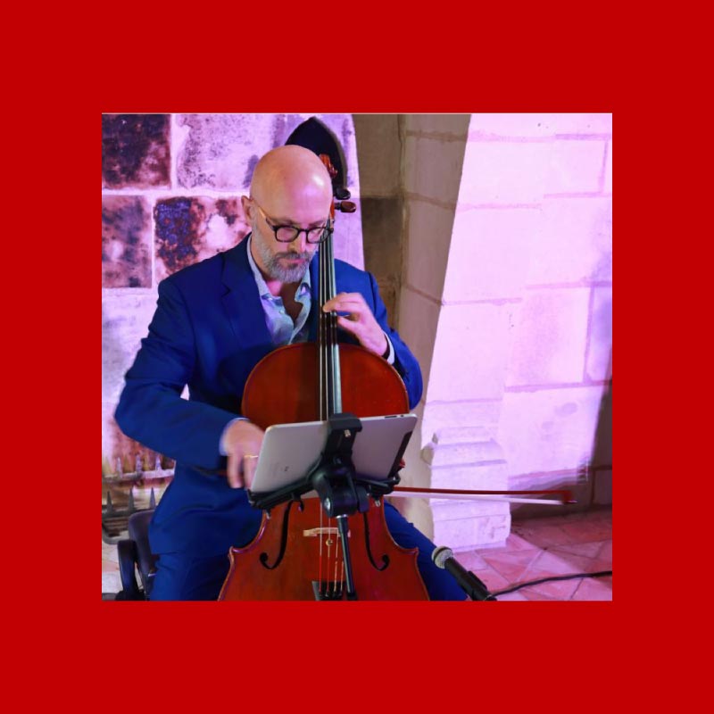 Romain Desjonquères, violoncelliste du Quautor du Commun